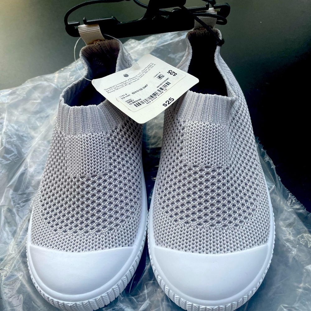 NWT   There Abouts Toddler Unisex Cleo Slip-On Shoes  Size 10